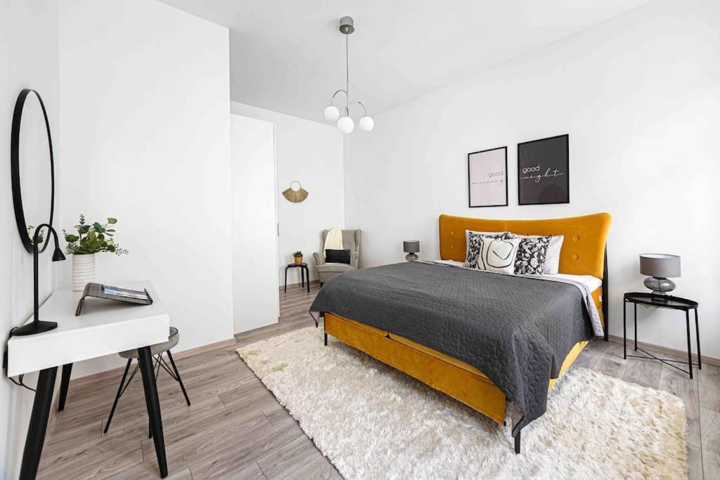 Fiesta 2 Bedr Appartement